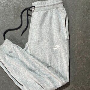 nike trousers